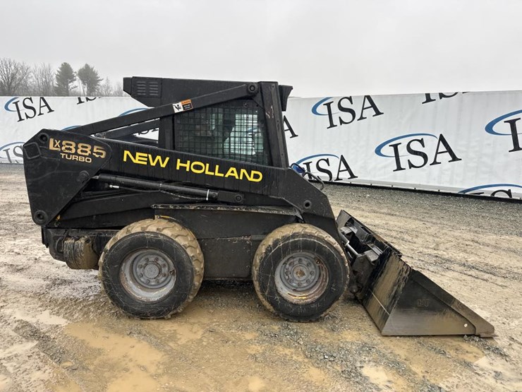 new-holland-lx885-image-6