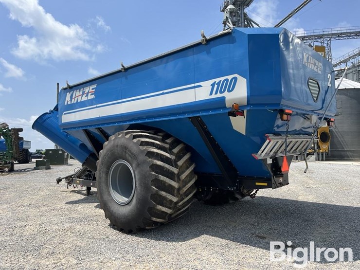 2014-kinze-1100-image-7