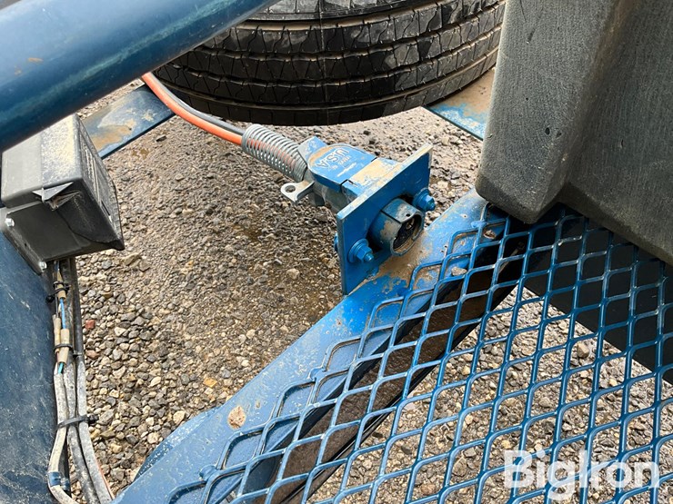 2024-ag-spray-fc1610-ext-fuel-trailer/def-image-11