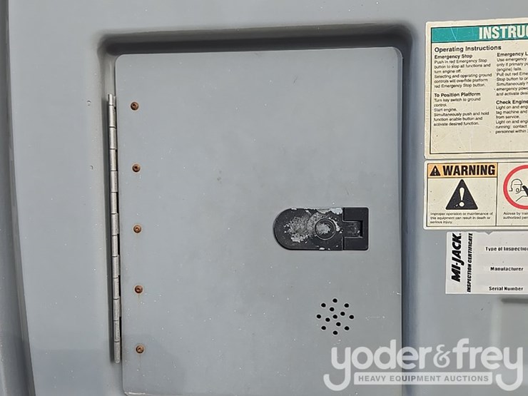 2015-genie-zx-135-image-99