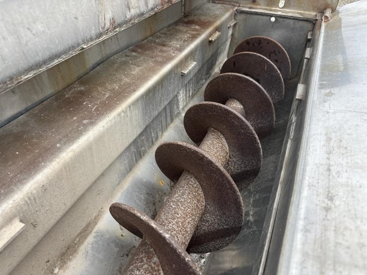 2004-caterpillar-3126-image-26