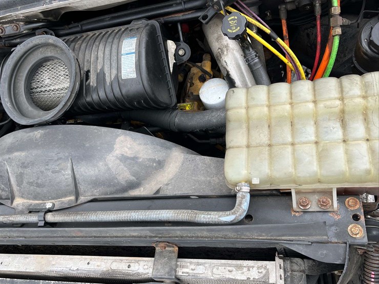 2005-gmc-c8-cable-placer-truck-image-66