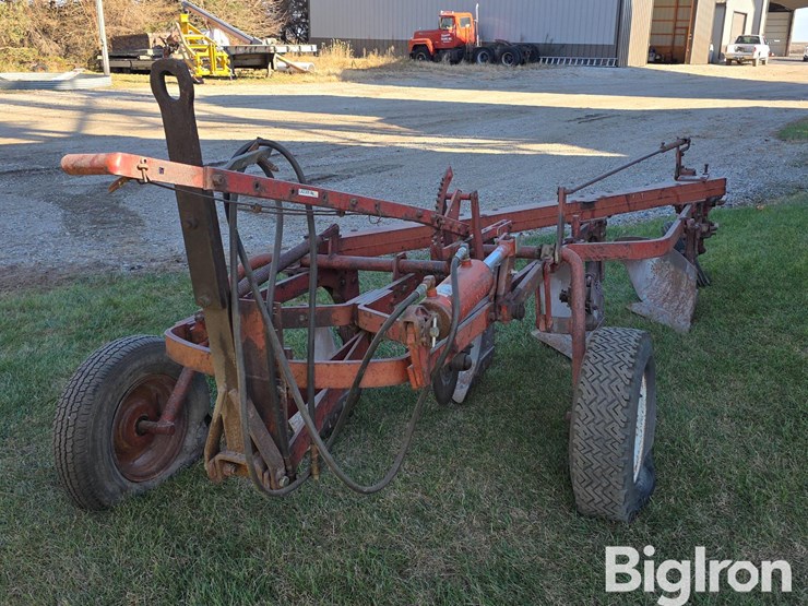 4-bottom-plow-image-1