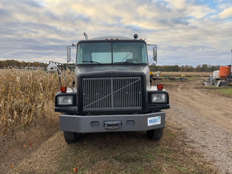 1990-cummins-m11-image-2