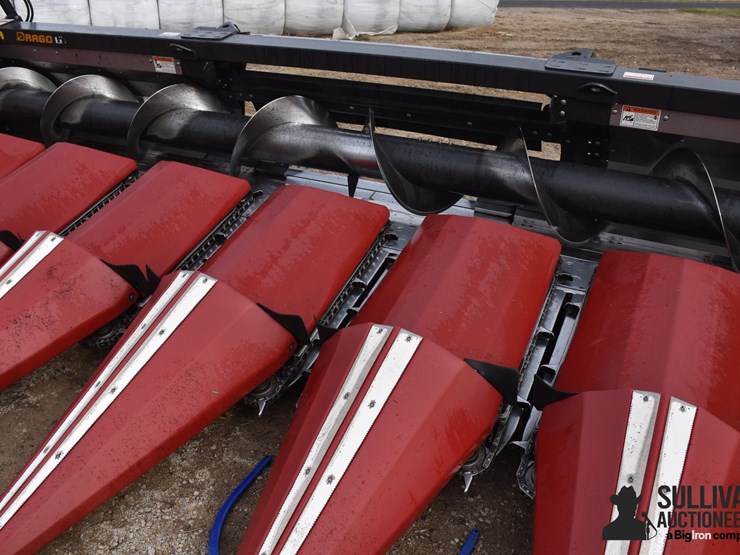 2021-drago-gt-8r30-corn-head-image-14