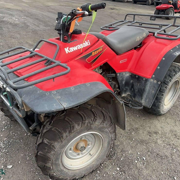 1999 KAWASAKI BAYOU 300