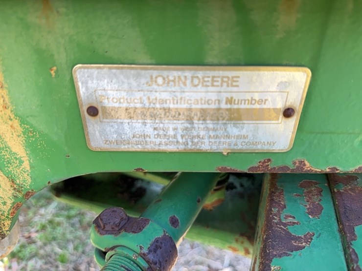 john-deere-2155-image-4