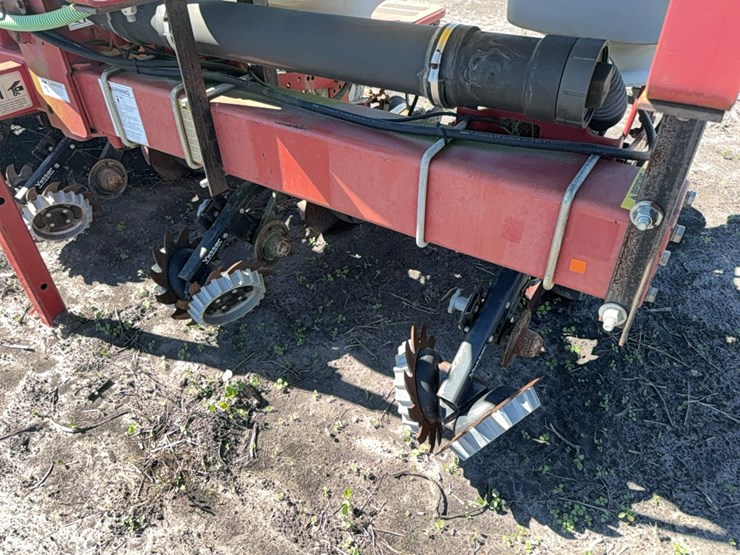 agco-white-8700-image-26