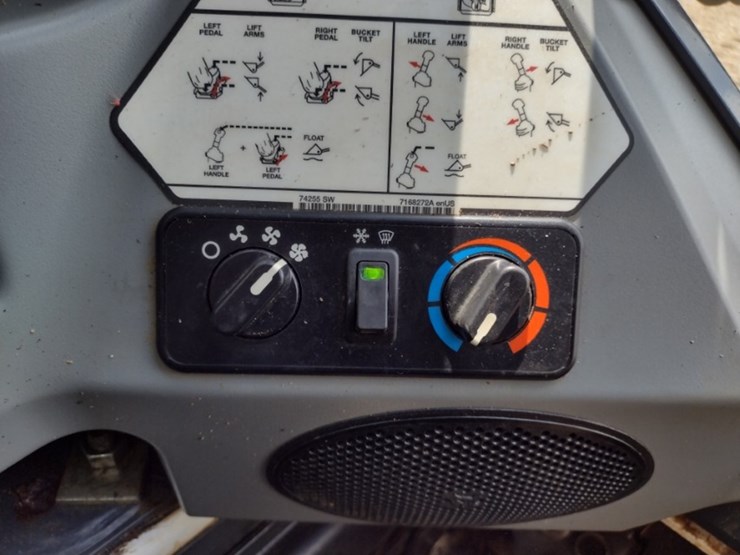 bobcat-t595-image-12