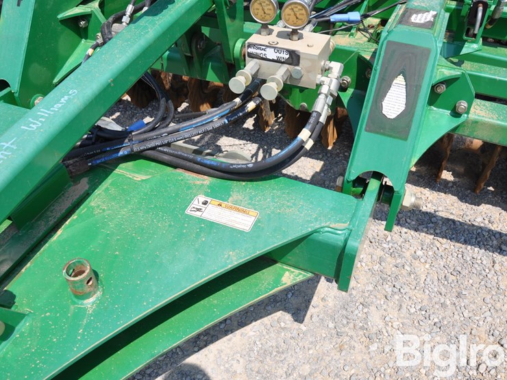 great-plains-4000tm-image-14