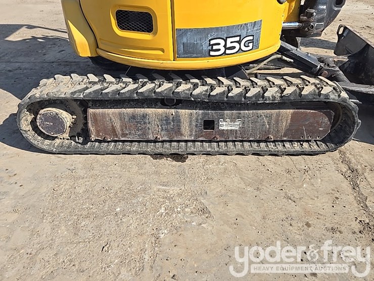 2019-deere-35g-image-23