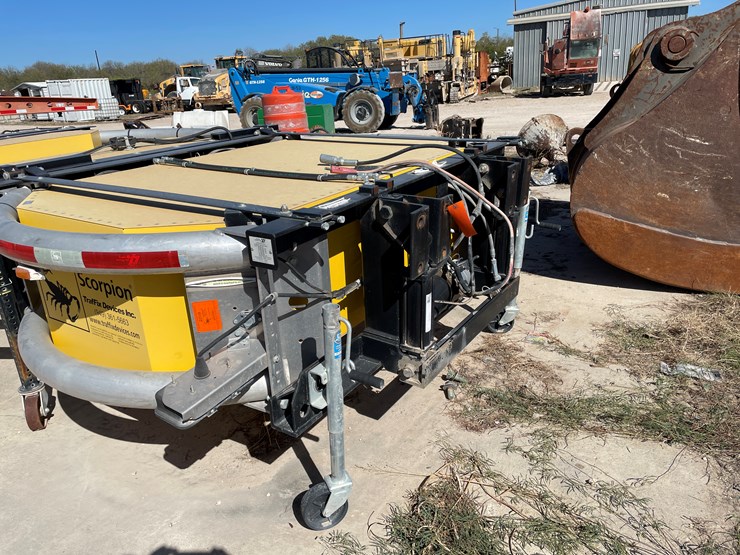 #6347-•-scorpion-crash-attenuator-image-7