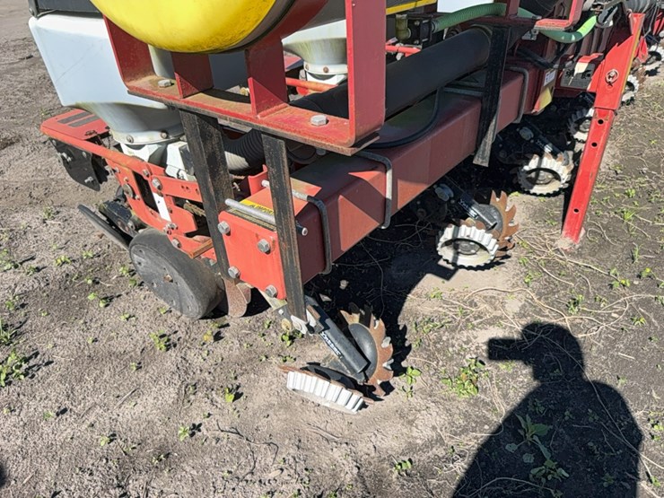 agco-white-8700-image-35