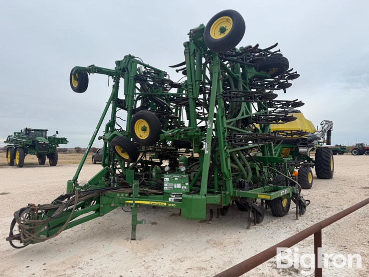 2009-john-deere-1870-image-1