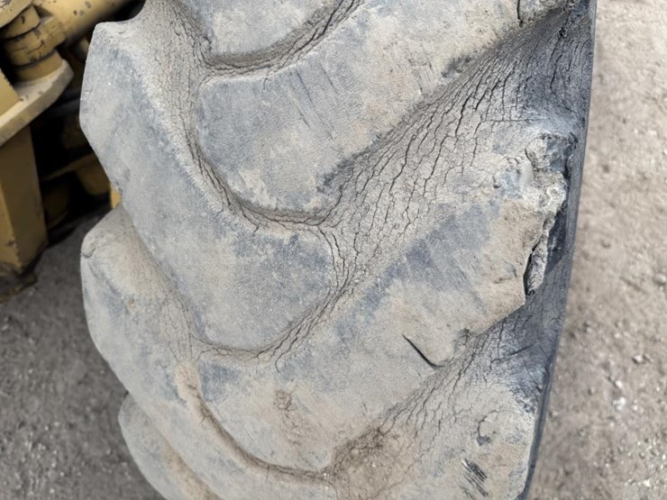 1974-caterpillar-140g-image-62