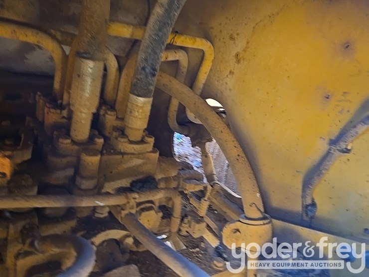 2016-caterpillar-950m-image-56