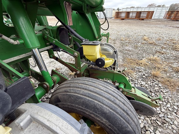 john-deere-1790-image-63