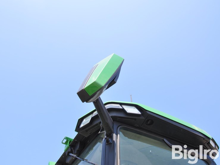 2023-john-deere-8r-280-image-16