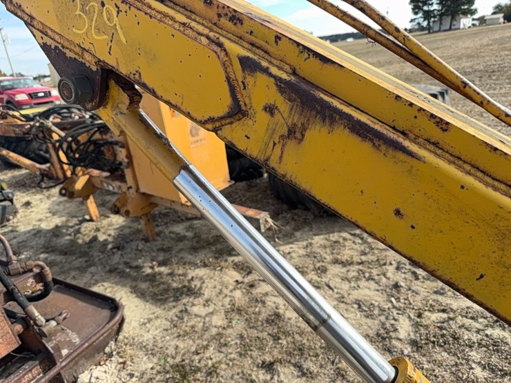 roanoke-g195-image-20