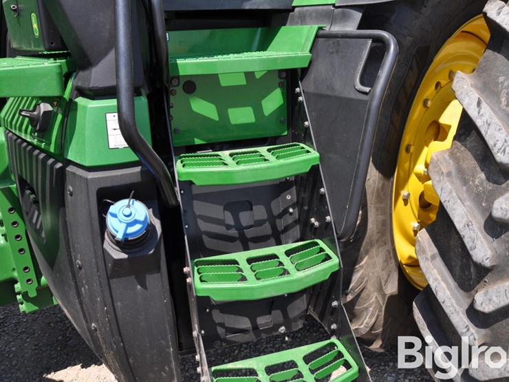 2023-john-deere-8r-280-image-19