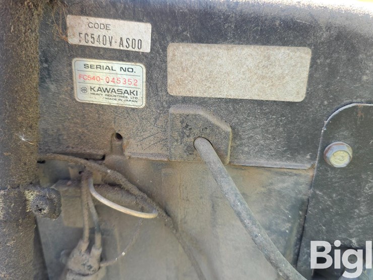 john-deere-285-image-15