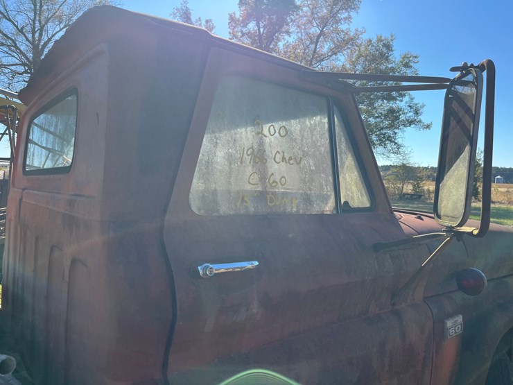 1966-chevrolet-c60-image-9