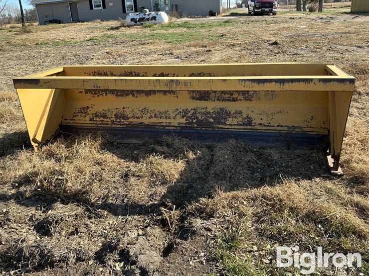 snow-blade-skid-steer-attachment-image-2