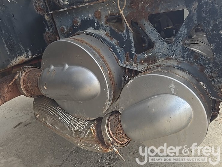 2015-international-4300-sba-image-62