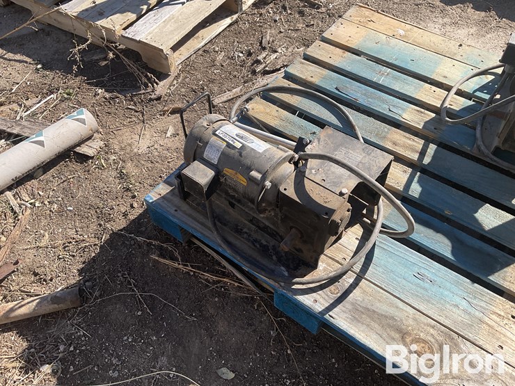 cds-chemigation-pump-image-8