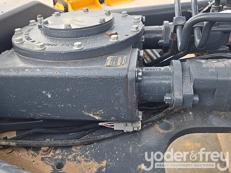 2017-deere-872g-image-26