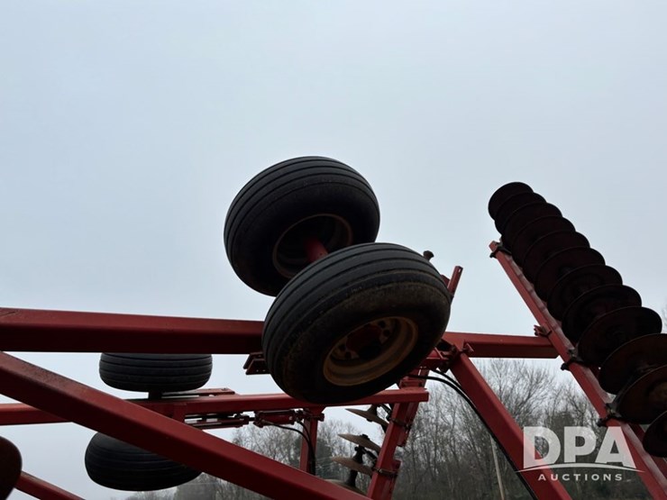 case-ih-3950-image-13