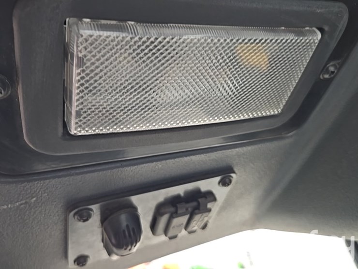 2017-deere-872g-image-150