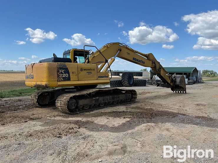 komatsu-220-trackhoe-image-5