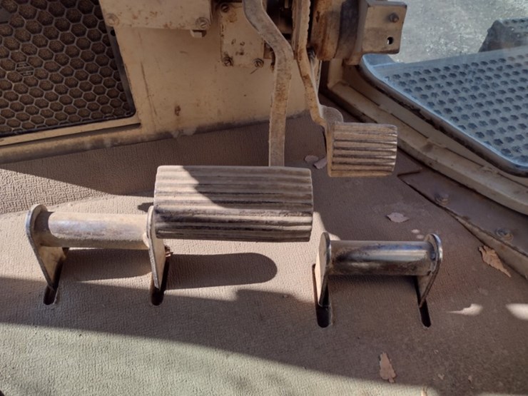 caterpillar-d8r-image-8