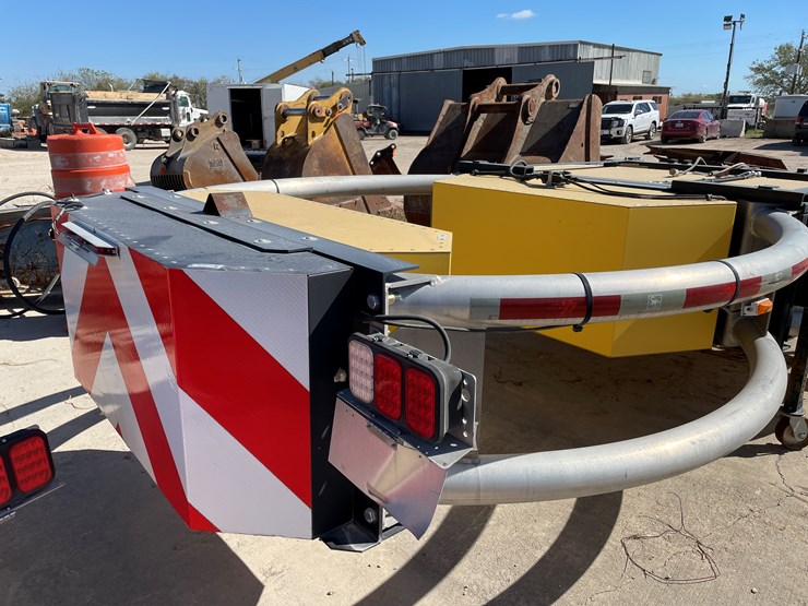 #6347-•-scorpion-crash-attenuator-image-3