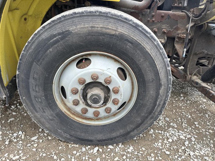 2004-caterpillar-3126-image-78