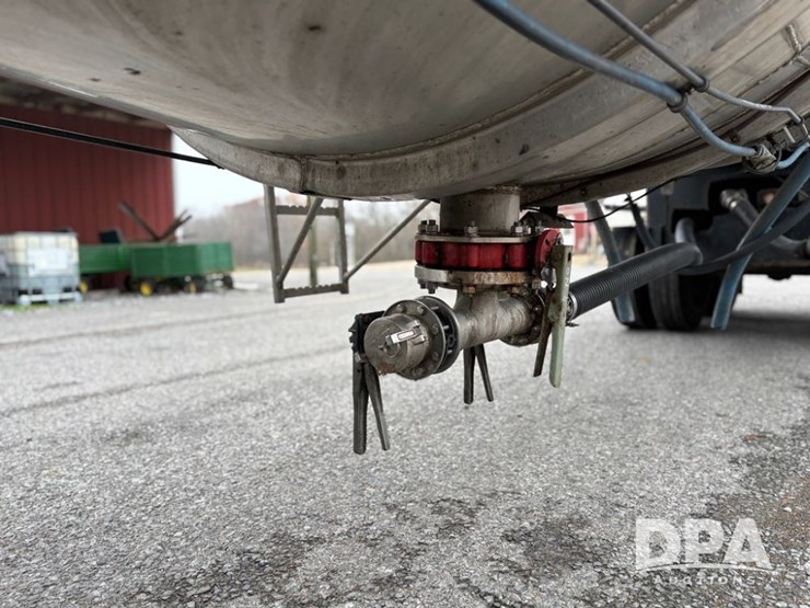 1982-trailmobile-trailer-image-29