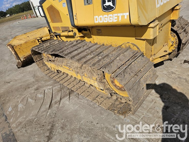 2015-deere-450j-image-24