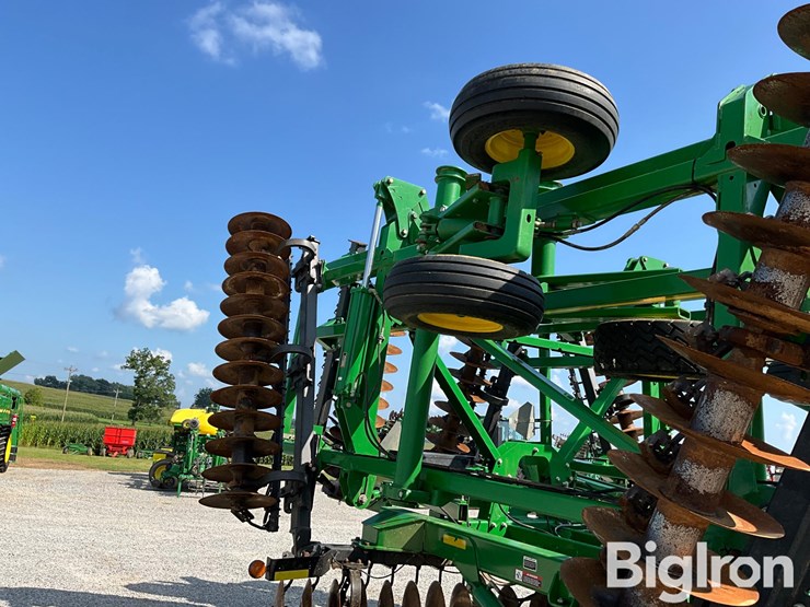 2015-john-deere-2620-image-18