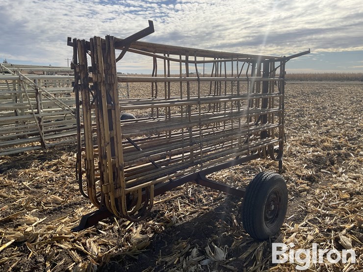 panel-trailer-w/-panels-image-5