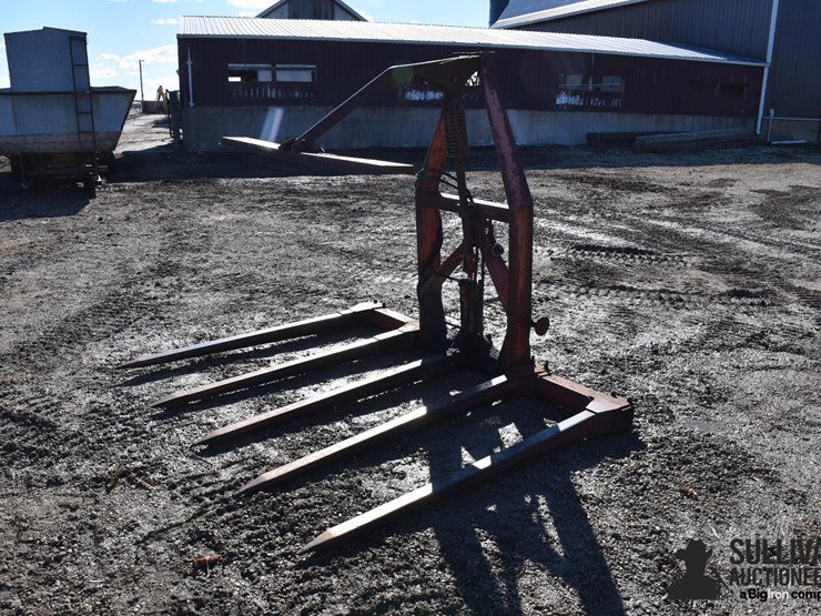 heston-3-pt-bale-mover-image-5