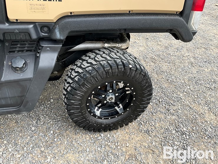 2023-john-deere-gator-image-17