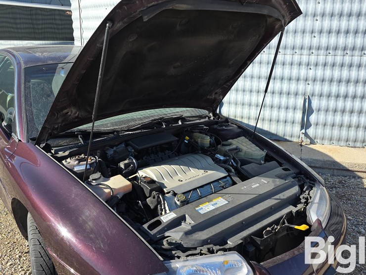 1995-oldsmobile-aurora-4-door-sedan-image-10