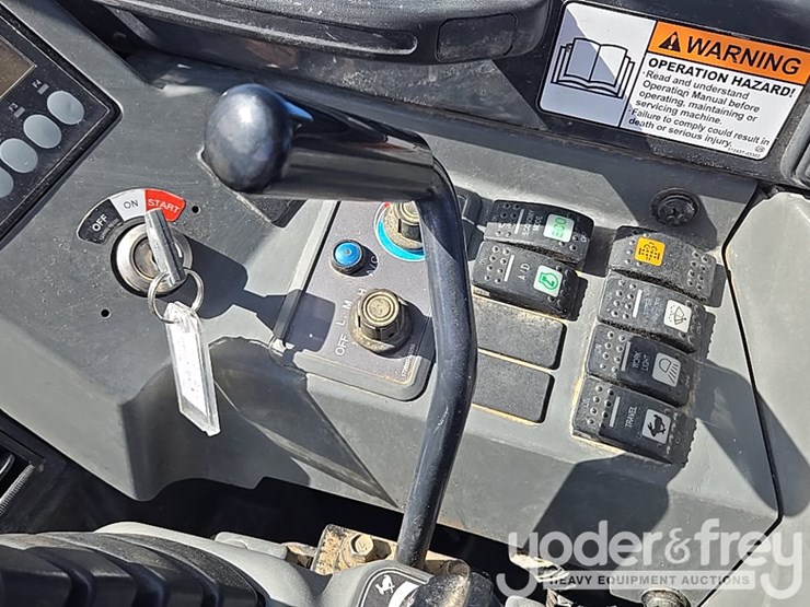 2022-yanmar-vio80-image-116