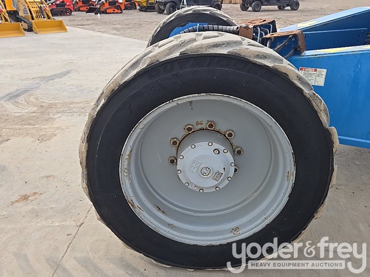 2015-genie-zx-135-image-56