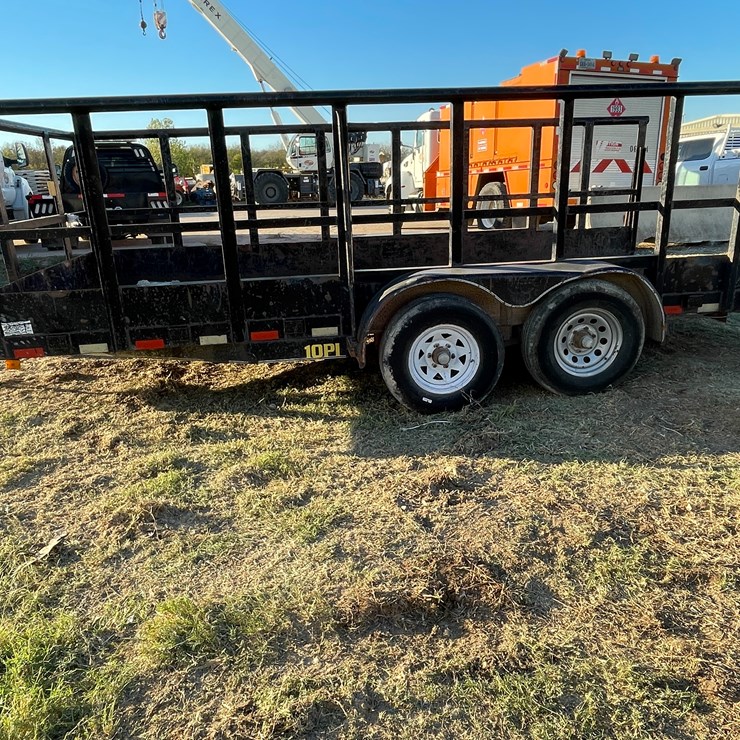 #6240 • 2002 Big Tex Car Trailer (Trailer #0938NC) (Has TX Title)