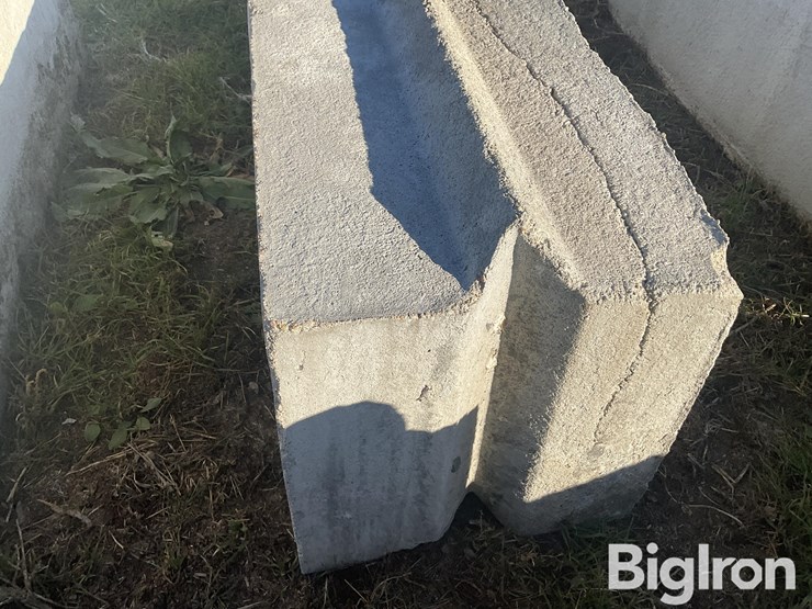 concrete-stackable-blocks-image-8