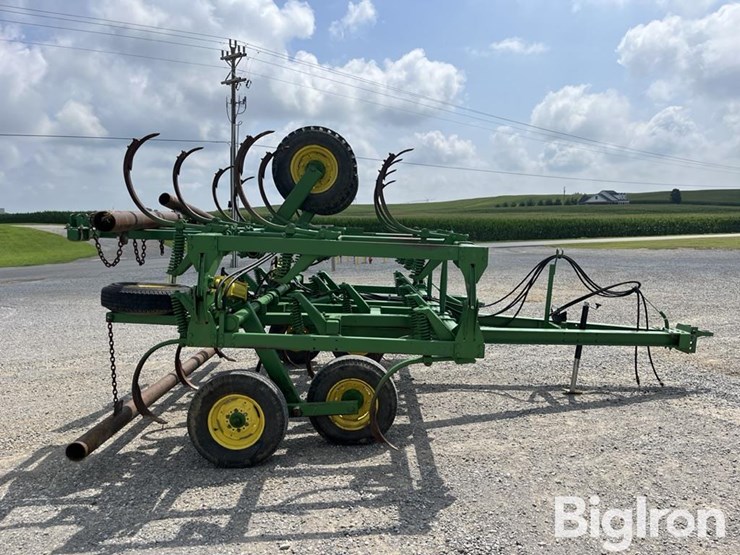 john-deere-1610-image-4