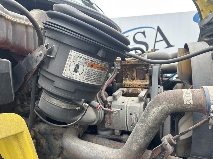 2004-caterpillar-3126-image-58