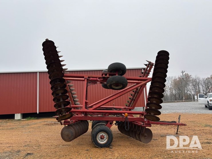 case-ih-3950-image-5